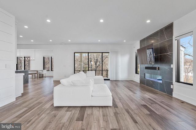 1354 MONITOR LN, Mclean, VA 22101