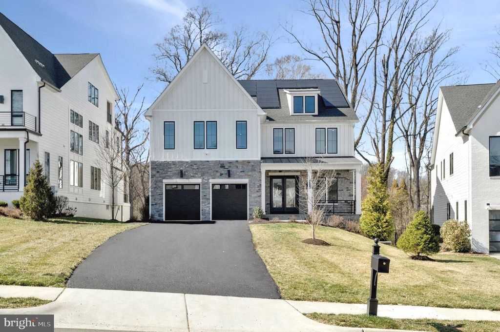 1354 MONITOR LN, Mclean, VA 22101