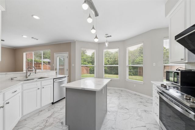 937 Parker Drive, Coppell, TX 75019