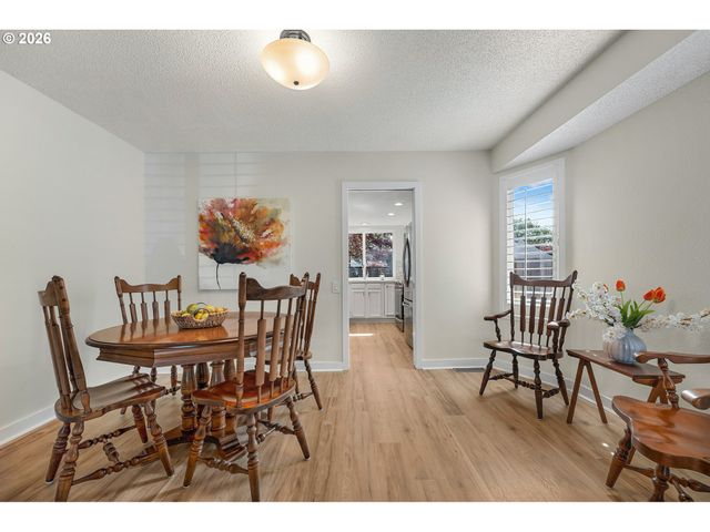15780 Sw OAK MEADOW Ln, Portland, OR 97224