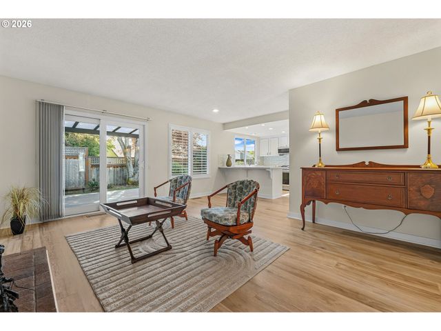 15780 Sw OAK MEADOW Ln, Portland, OR 97224