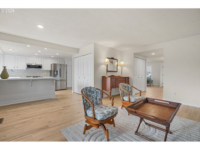 15780 Sw OAK MEADOW Ln, Portland, OR 97224