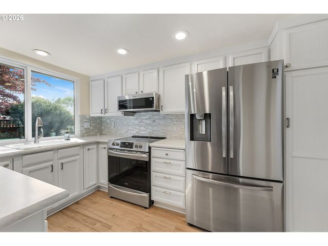 15780 Sw OAK MEADOW Ln, Portland, OR 97224