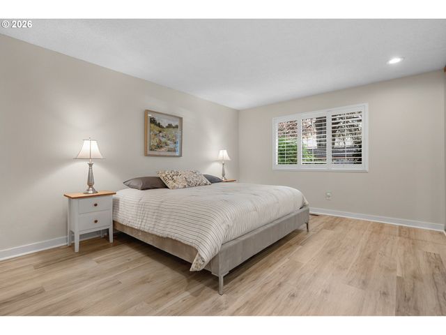 15780 Sw OAK MEADOW Ln, Portland, OR 97224