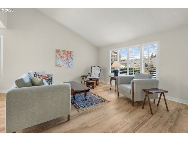 15780 Sw OAK MEADOW Ln, Portland, OR 97224