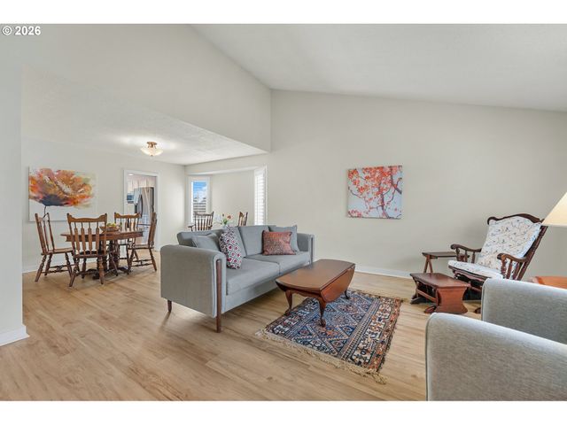 15780 Sw OAK MEADOW Ln, Portland, OR 97224