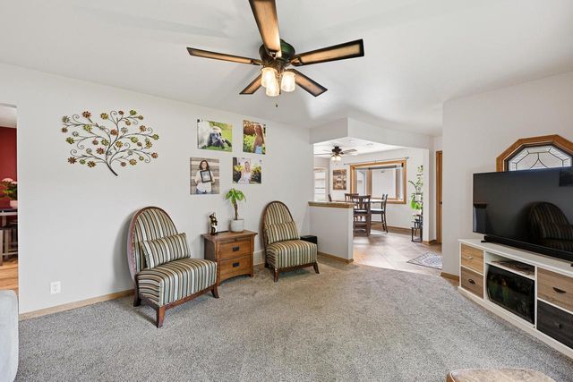 924 S 124th STREET, West Allis, WI 53214
