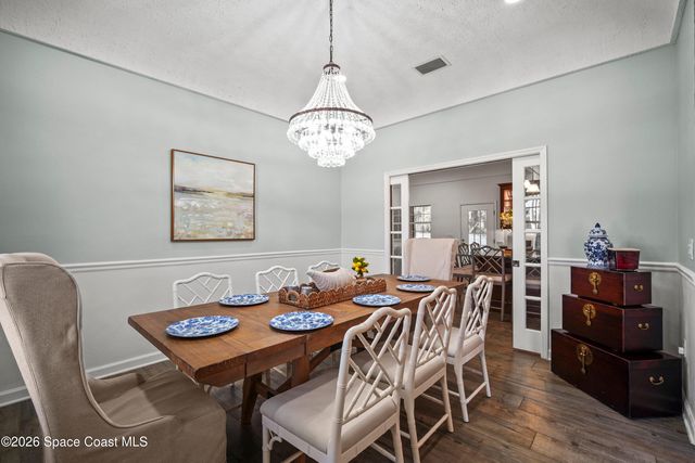 572 Lake Ashley Circle, Melbourne, FL 32904