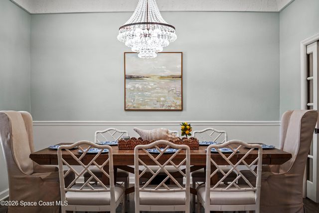 572 Lake Ashley Circle, Melbourne, FL 32904