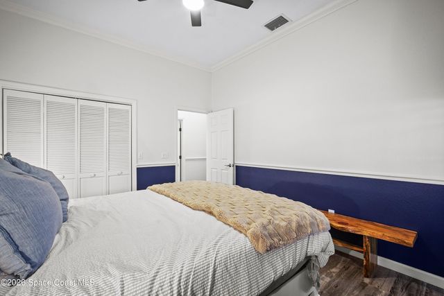 572 Lake Ashley Circle, Melbourne, FL 32904