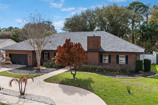 572 Lake Ashley Circle, Melbourne, FL 32904