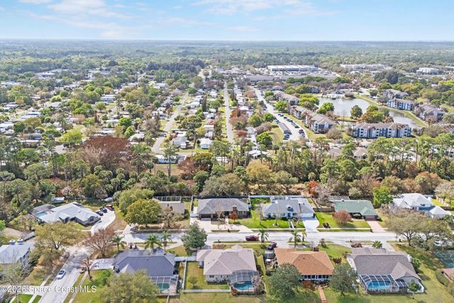 572 Lake Ashley Circle, Melbourne, FL 32904