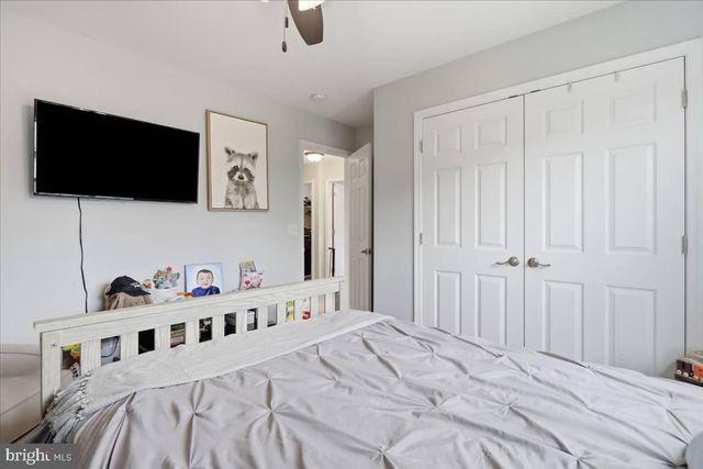 224 PARAGON DR, Bunker Hill, WV 25413