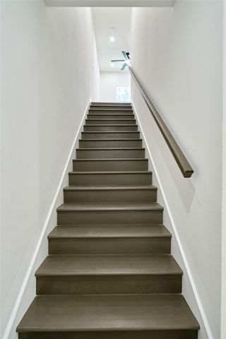 140 Oak Circle, Livingston, TX 77351