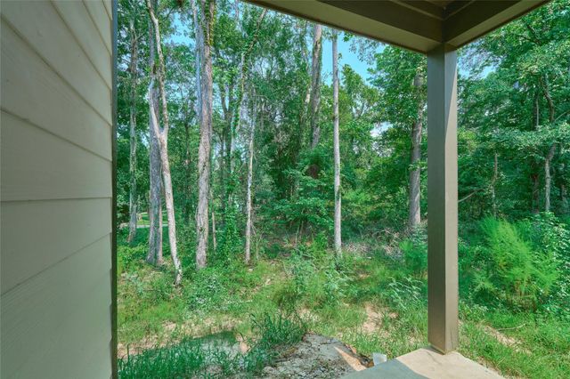 140 Oak Circle, Livingston, TX 77351