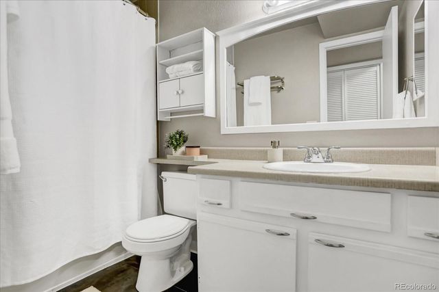 4760 S Wadsworth Boulevard E204, Littleton, CO 80123