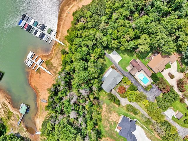 287 Cherokee Drive, Fair Play, SC 29643