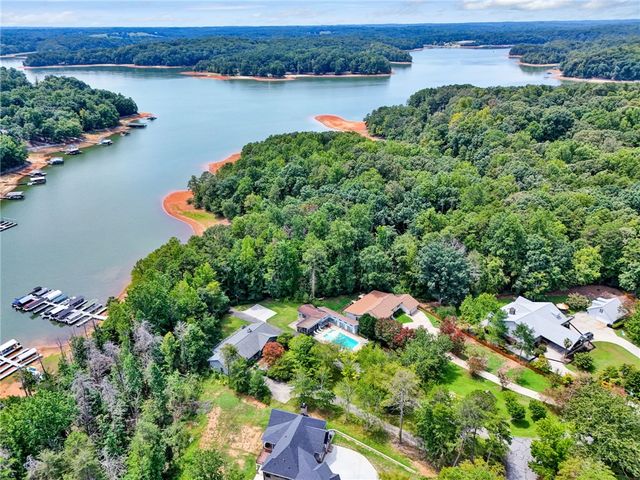 287 Cherokee Drive, Fair Play, SC 29643