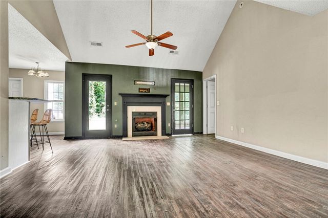 287 Cherokee Drive, Fair Play, SC 29643