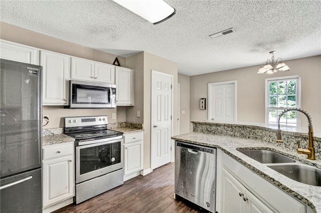 287 Cherokee Drive, Fair Play, SC 29643