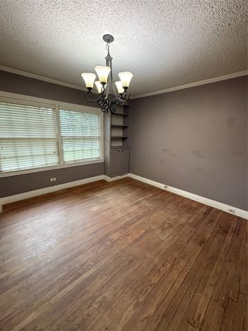709 Highland Drive, Palestine, TX 75801