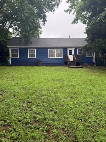 709 Highland Drive, Palestine, TX 75801