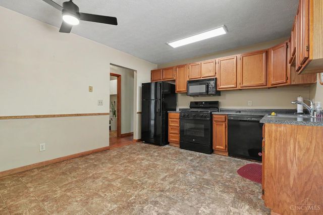 8684 Beckys Ridge Drive, Colerain Twp, OH 45251
