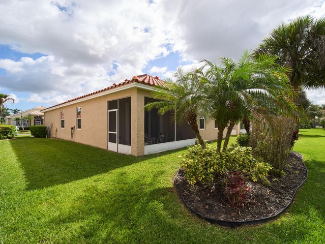 875 NW Sarria Court, Port St. Lucie, Port St Lucie, FL 34986