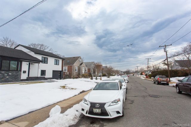 712 Barnes Avenue, Baldwin, NY 11510