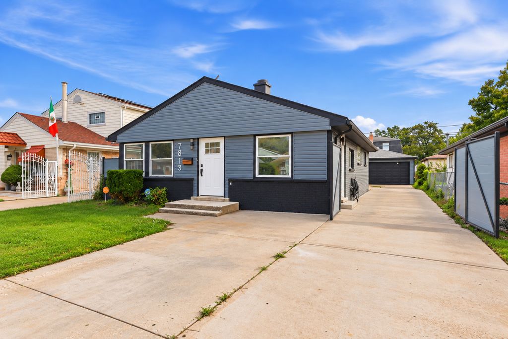 7813 S KENTON Avenue, Chicago, IL 60652 — photo 3