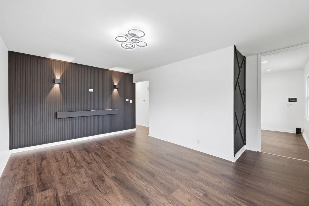7813 S KENTON Avenue, Chicago, IL 60652 — photo 5