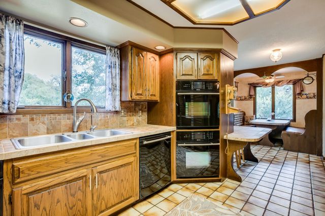 3 Timothy Ln, Goddard, KS 67052