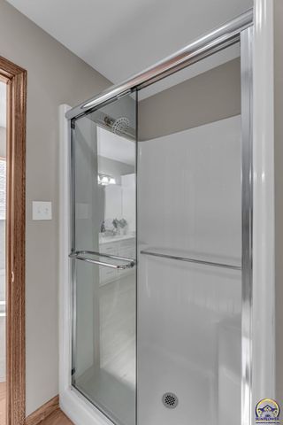 6445 SW 21st Ter, Topeka, KS 66614