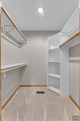 6445 SW 21st Ter, Topeka, KS 66614