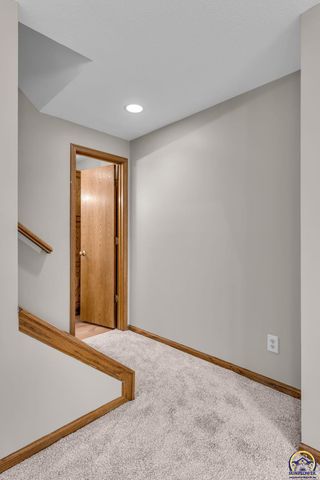 6445 SW 21st Ter, Topeka, KS 66614