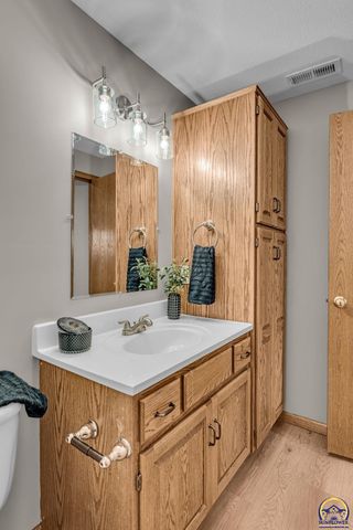 6445 SW 21st Ter, Topeka, KS 66614