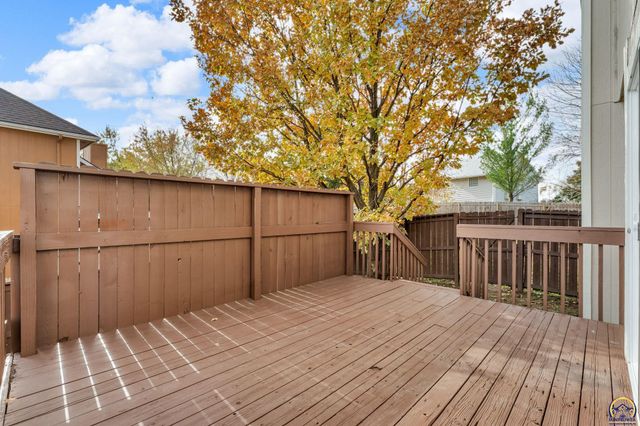 6445 SW 21st Ter, Topeka, KS 66614