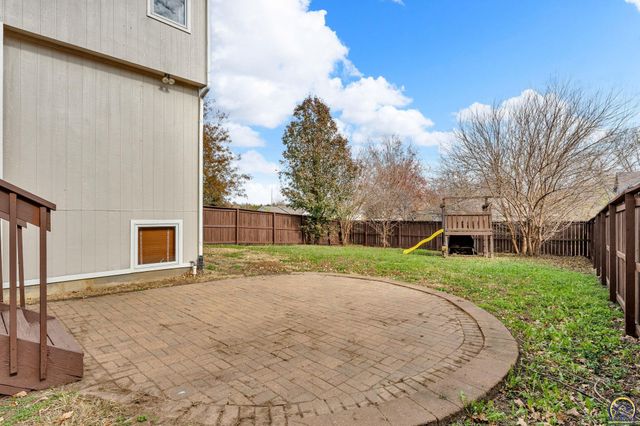 6445 SW 21st Ter, Topeka, KS 66614