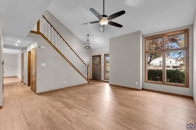 6445 SW 21st Ter, Topeka, KS 66614