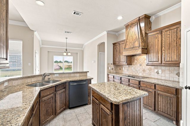 429 Rugged Drive, Red Oak, TX 75154