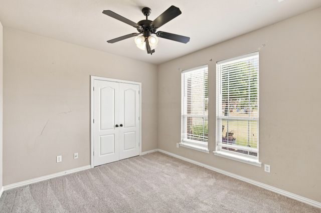 429 Rugged Drive, Red Oak, TX 75154