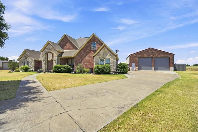 429 Rugged Drive, Red Oak, TX 75154