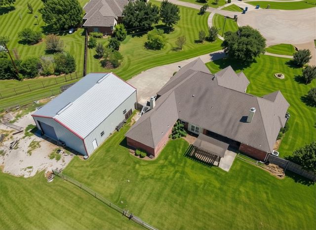 429 Rugged Drive, Red Oak, TX 75154