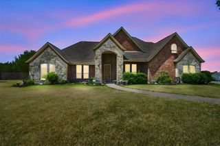 429 Rugged Drive, Red Oak, TX 75154