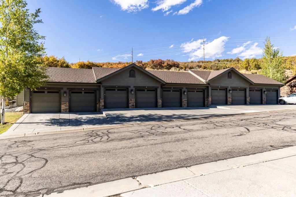 Image 37 of property listing at 1291 W BLACK ROCK TRL #J, Kamas, UT 84036