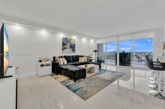 18071 Biscayne Blvd 901, Aventura, FL 33160