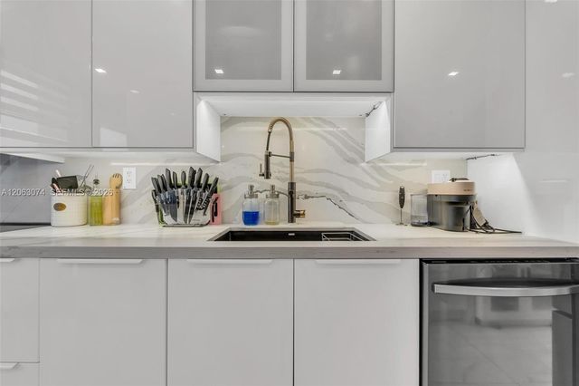 18071 Biscayne Blvd 901, Aventura, FL 33160