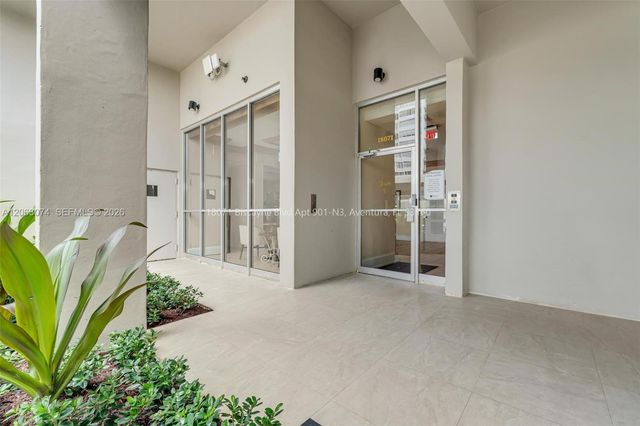 18071 Biscayne Blvd 901, Aventura, FL 33160