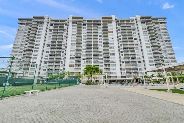 18071 Biscayne Blvd 901, Aventura, FL 33160