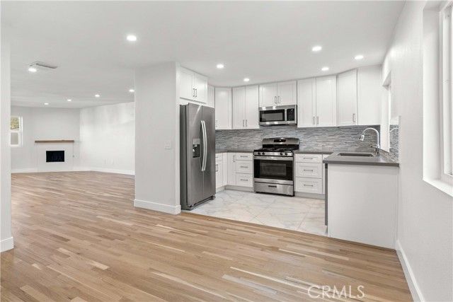 552 Hahn, Glendale, CA 91203